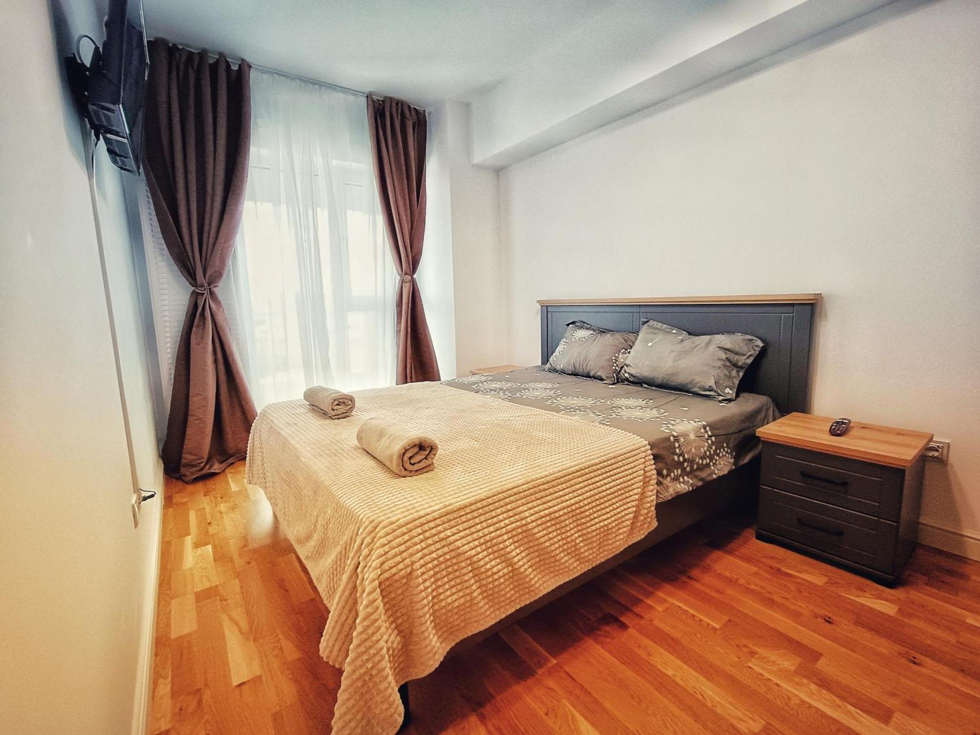 יאשי Super Apartments Near Airport With Shop & Free Parking מראה חיצוני תמונה